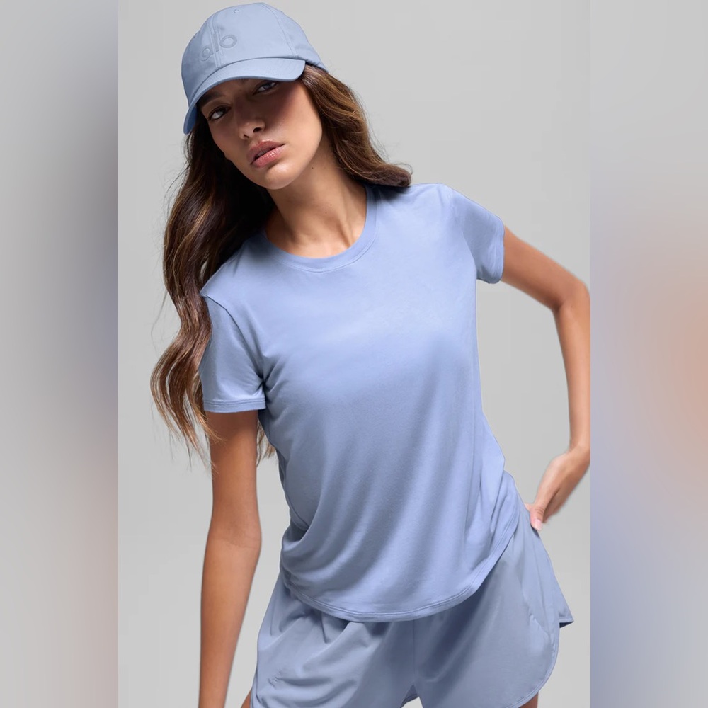 Alo Yoga All Day Short Sleeve Winter Frost L